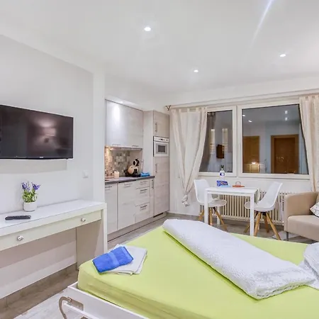 Rousegaeertchen Lägenhet